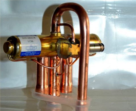 新型2匹四通阀冷媒通用STF-H0218